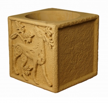 Куб для забора с барельефом Златорогий Олень